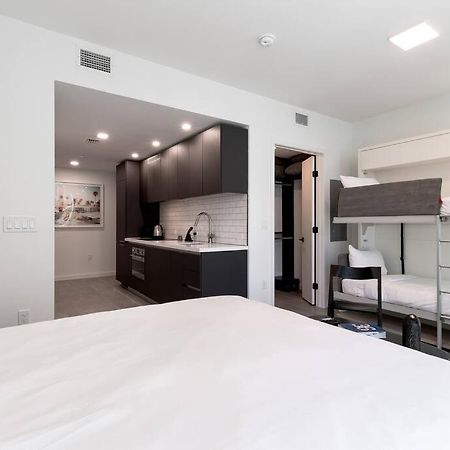 Stylish Modern Downtown Studio Free Parking Appartement Miami Buitenkant foto