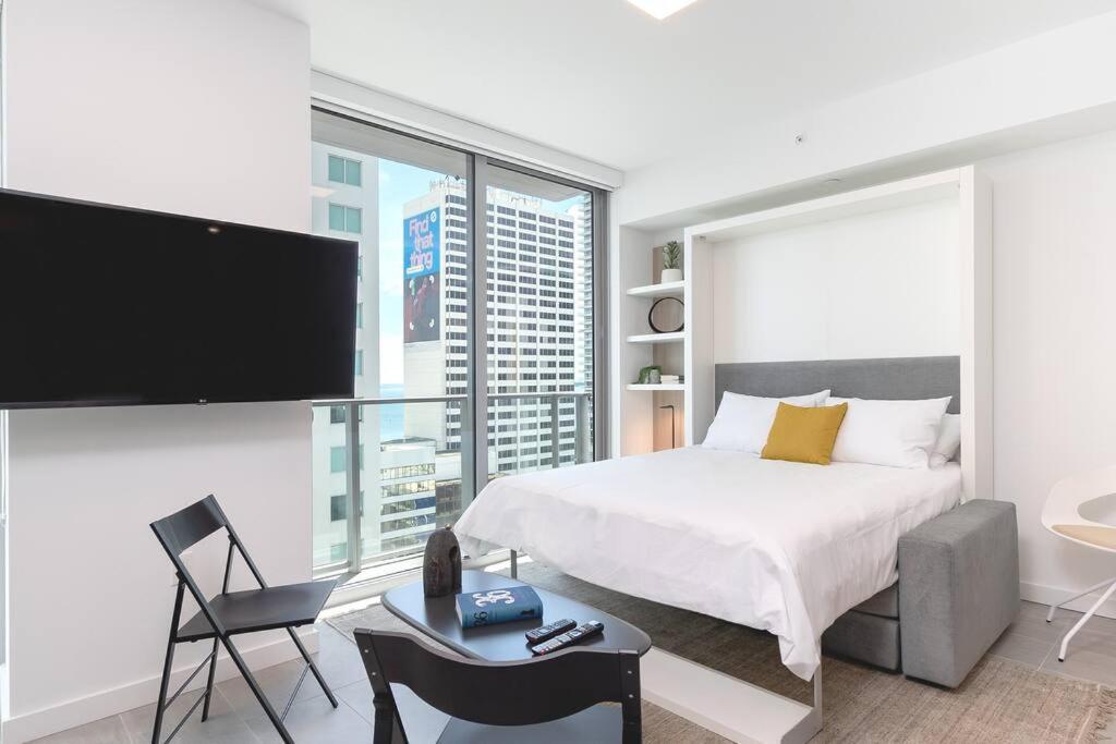 Stylish Modern Downtown Studio Free Parking Appartement Miami Buitenkant foto